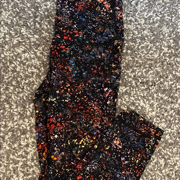 Lululemon Wunder Under Hi-Rise Tight 28" Flowerescent Multi Color Floral - Picture 4 of 5